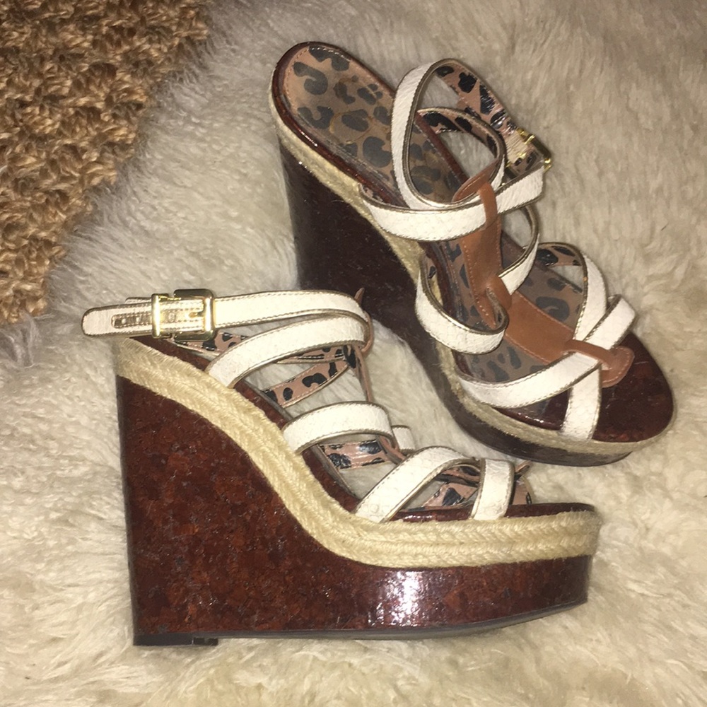 Jessica Simpson Wedges